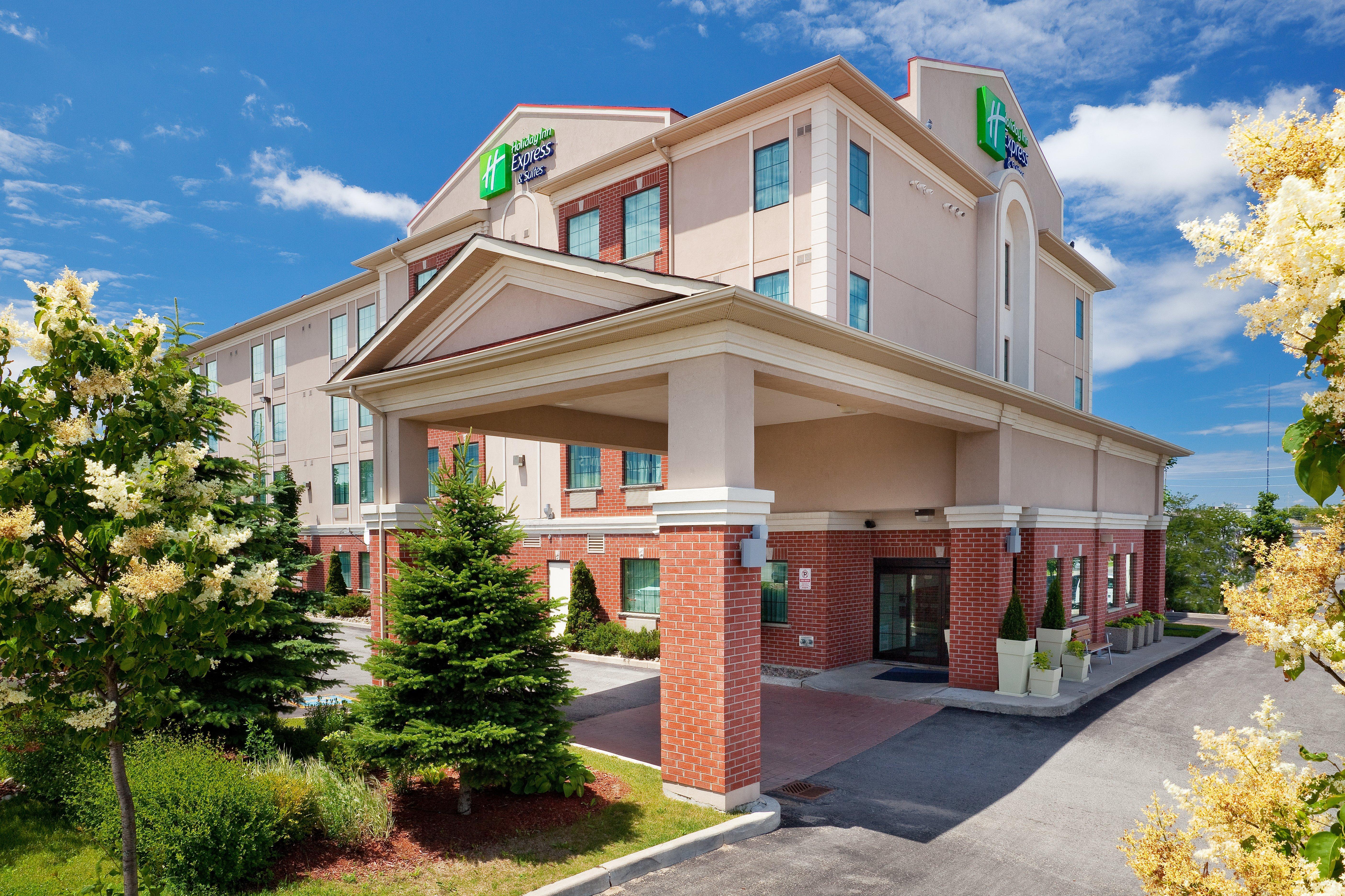 Holiday Inn Express Hotel & Suites Barrie By Ihg Exterior foto